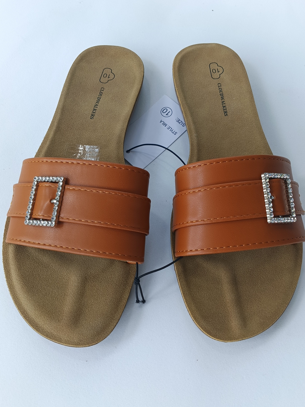 Cloudwalkers Women’s Tan Slide Sandals with Rhinestone Buckle Size 10.New